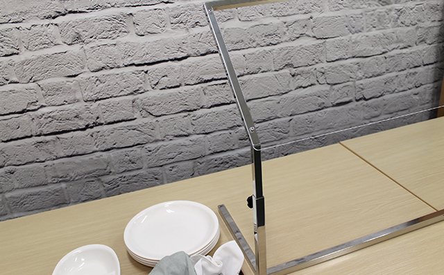 スニーズガード