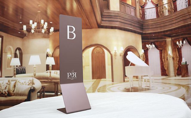 金属テーブル札QRコード