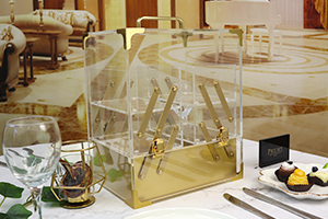 アフタヌーンティースタンドドルチェ