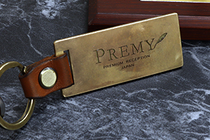 真鍮ルームキーホルダー経年変色
