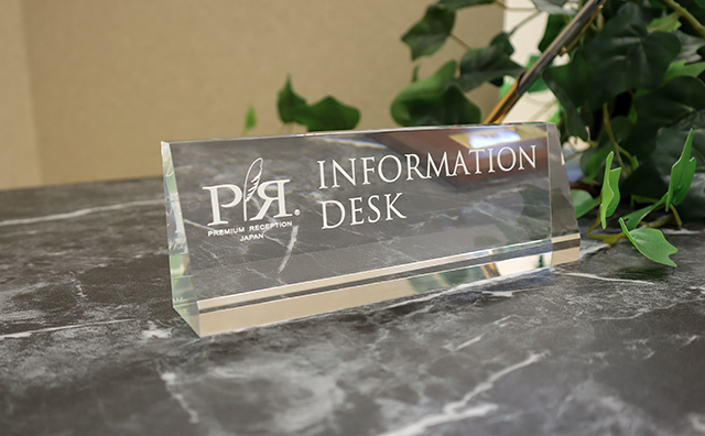 アクリルカウンターサイン